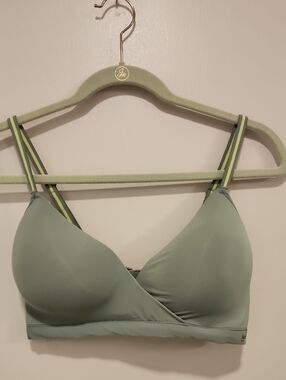 Kindly Yours Bra Cross Over Hybrid Green Sea Spray Comfy Wireless size XL
